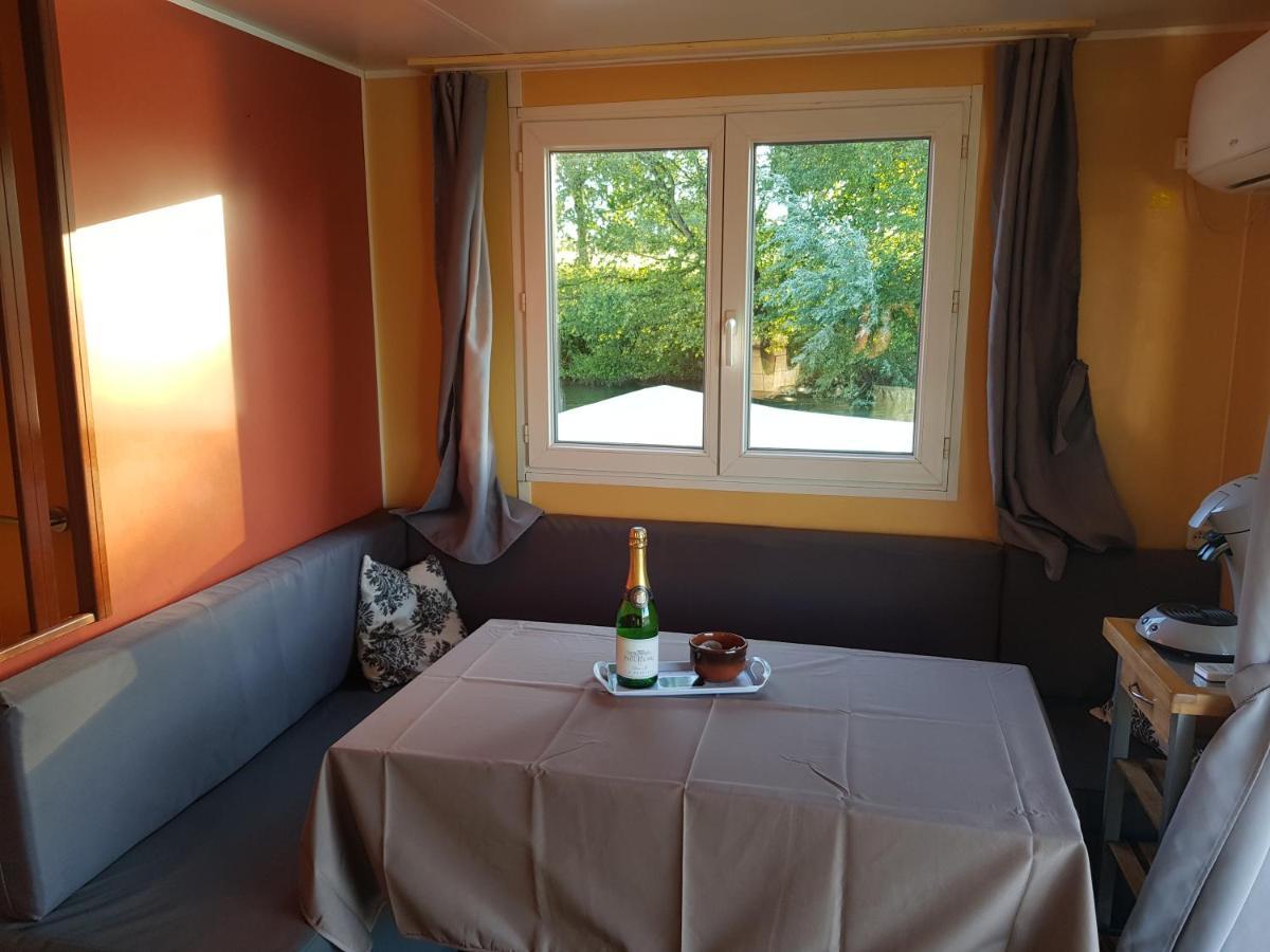 Cottage Flottant Saint Jean De Losne Option Jacuzzi Exterior photo